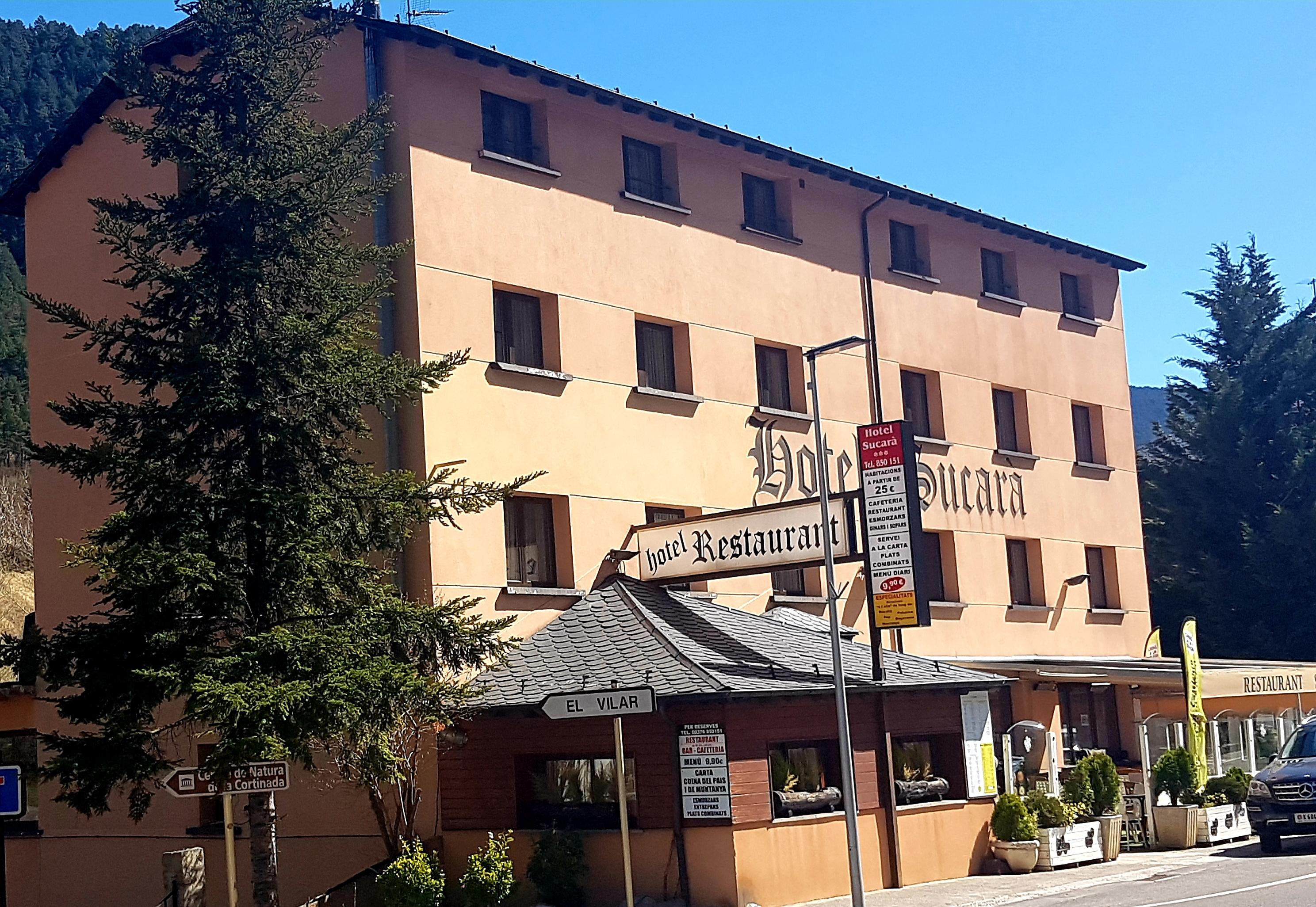 Hotel Sucara La Cortinada Exterior photo