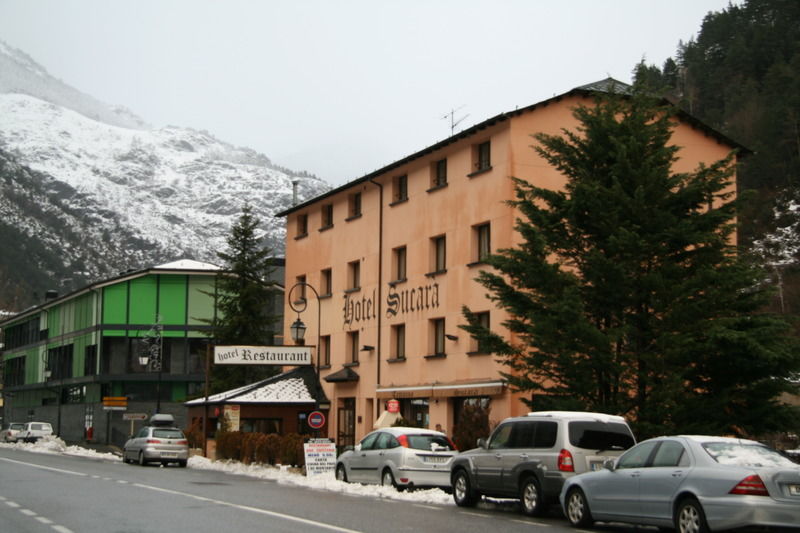 Hotel Sucara La Cortinada Exterior photo